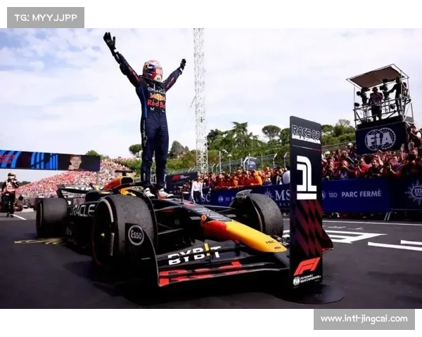 拉斯维加斯站：维斯塔潘冠军，拉塞尔亚军，安东内利季军