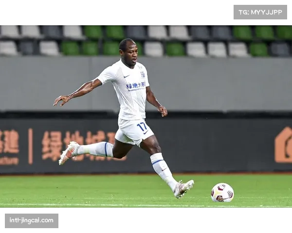 北京国安vs上海申花，张玉宁头球破门打入个人赛季首球