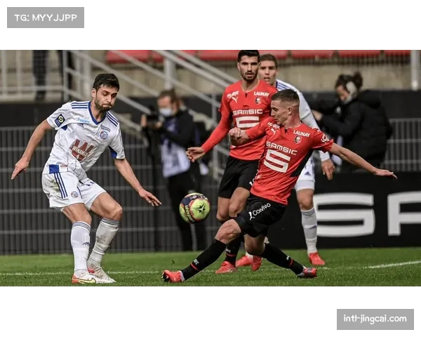 数据复盘：对阵巴黎一役，斯特拉斯堡全队平均回防速度比赛季平均快0.8米-秒